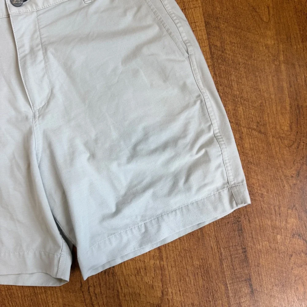 Faherty All Day Shorts Mens 33 Beige Hybrid Stretch Chino Casual Summer Beach